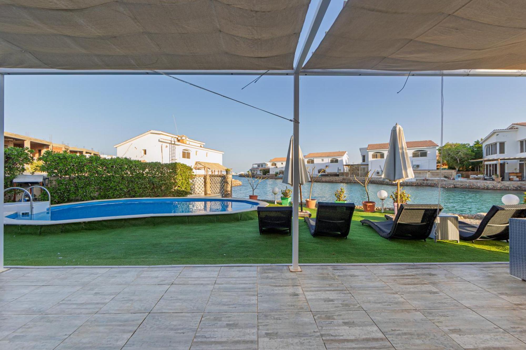 Aden Beach - Sea View Room With Beach Access In Villa Hurghada Exterior photo